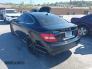 ✅ 2012 Mercedes-Benz C 250 • VIN: WDDGJ4HB7CF785844 • Lot: 42750461. Wystawiony na IAAI z przebiegiem 125 968 mil. Bezpłatny archiwum sprzedaży aukcyjnych z USA i szczegółowy raport historii pojazdu na DreamBid. Zdjęcie 3.