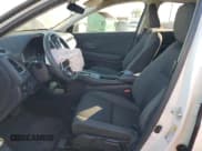 ✅ 2022 Honda HR-V EX • VIN: 3CZRU6H51NM750942 • Лот: 92925885. Опубликован ранее на Copart с пробегом 27 684 миль. Бесплатный доступ к архиву аукционных продаж из США и подробный отчёт об истории автомобиля на DreamBid. Изображение 7.