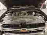 2007 Chevrolet Silverado 2500HD LTZ z VIN 1GCHK29617E595261, wystawiony jako IAAI lot #42846735 z przebiegiem 257 925 mil mil oraz . Historia ofert i sprzedaży dostępna na DreamBid. Obrazek 10.