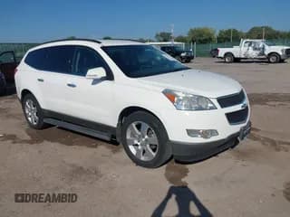 ✅ 2012 Chevrolet Traverse 1LT • VIN: 1GNKRGED2CJ216277 • Lot: 43322716. Wystawiony na IAAI z przebiegiem 190 167 mil. Bezpłatny archiwum sprzedaży aukcyjnych z USA i szczegółowy raport historii pojazdu na DreamBid. Zdjęcie 1.