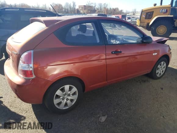 2008 Hyundai Accent GS с VIN KMHCM36C98U100151, выставлен на аукционе Copart как лот 78369464 с пробегом 122 198 миль миль и Списание • Salvage title. История ставок и продаж доступна на DreamBid. Изображение 3.