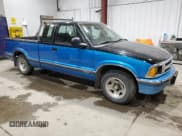 ✅ 1995 Chevrolet S-10 LS • VIN: 1GCCS19W5S8196218 • Лот: 46856805. Опубликован ранее на Copart с пробегом 61 282 миль. Бесплатный доступ к архиву аукционных продаж из США и подробный отчёт об истории автомобиля на DreamBid. Изображение 4.