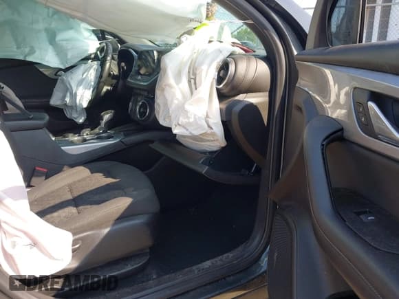 ✅ 2020 Chevrolet Blazer LT • VIN: 3GNKBHRS1LS622682 • Lot: 42658106. Listed on IAAI with 107,530 mi. Free auction sales archive from the USA and detailed vehicle history report at DreamBid. Image 5.