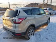 ✅ 2017 Ford Escape SE • VIN: 1FMCU9GD0HUF04174 • Лот: 41327379. Опубликован ранее на IAAI с пробегом 101 122 миль. Бесплатный доступ к архиву аукционных продаж из США и подробный отчёт об истории автомобиля на DreamBid. Изображение 4.