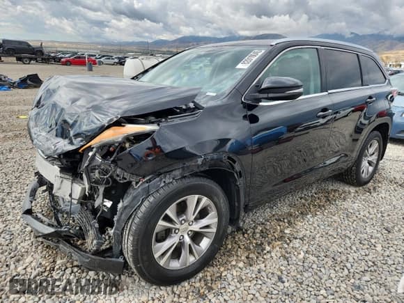 ✅ 2015 Toyota Highlander XLE • VIN: 5TDJKRFH4FS179794 • Лот: 82010045. Опубликован ранее на Copart с пробегом 131 225 миль. Бесплатный доступ к архиву аукционных продаж из США и подробный отчёт об истории автомобиля на DreamBid. Изображение 1.