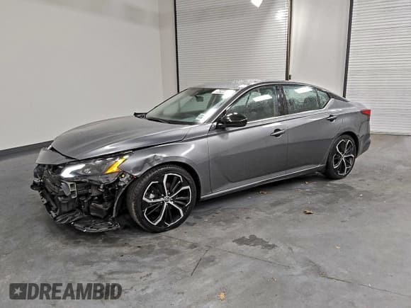 ✅ 2024 Nissan Altima SR • VIN: 1N4BL4CV3RN358892 • Lot: 94144645. Wystawiony na Copart z przebiegiem 45 511 mil. Bezpłatny archiwum sprzedaży aukcyjnych z USA i szczegółowy raport historii pojazdu na DreamBid. Zdjęcie 1.