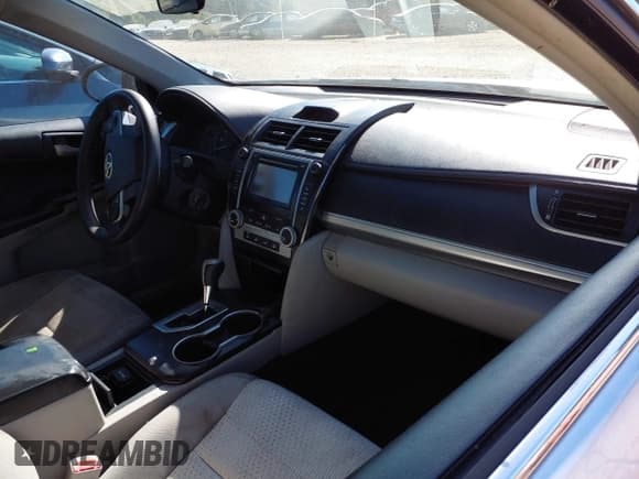 ✅ 2012 Toyota Camry SE • VIN: 4T1BF1FK9CU001310 • Лот: 43361052. Опубликован ранее на IAAI с пробегом 169 706 миль. Бесплатный доступ к архиву аукционных продаж из США и подробный отчёт об истории автомобиля на DreamBid. Изображение 5.