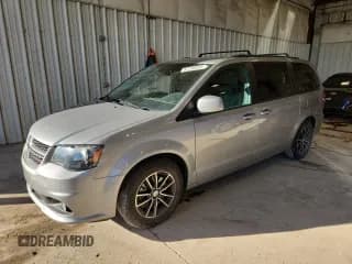 ✅ 2018 Dodge Grand Caravan GT • VIN: 2C4RDGEG8JR281398 • Лот: 87236055. Опубликован ранее на Copart с пробегом 49 407 миль. Бесплатный доступ к архиву аукционных продаж из США и подробный отчёт об истории автомобиля на DreamBid. Изображение 1.