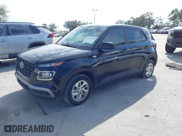 ✅ 2023 Hyundai Venue SE • VIN: KMHRB8A37PU220498 • Lot: 41273705. Listed on IAAI with 20,004 mi. Free auction sales archive from the USA and detailed vehicle history report at DreamBid. Image 2.