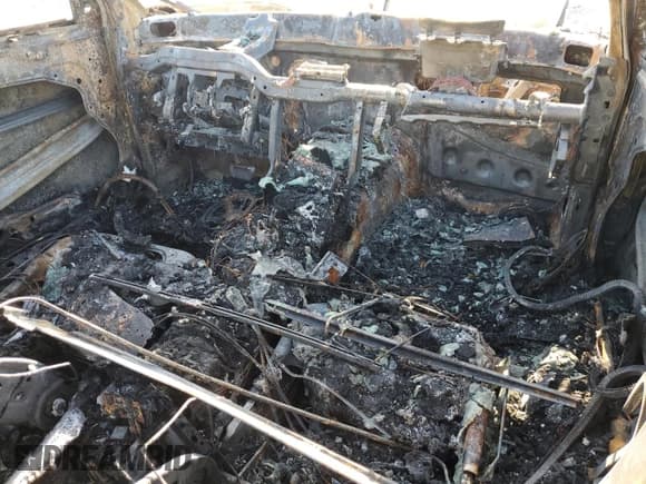 ✅ 2019 Dodge Charger SXT • VIN: 2C3CDXBG5KH695583 • Lot: 64454945. Wystawiony na Copart z przebiegiem Nie podano. Bezpłatny archiwum sprzedaży aukcyjnych z USA i szczegółowy raport historii pojazdu na DreamBid. Zdjęcie 8.