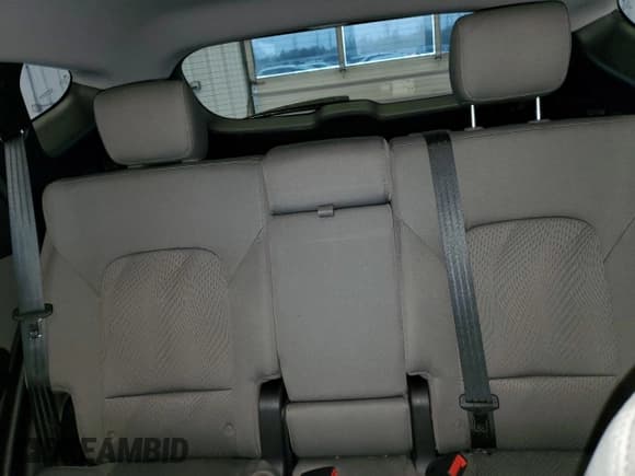 ✅ 2018 Hyundai Santa Fe 2.4L • VIN: 5XYZUDLB6JG535216 • Лот: 65333363. Опубликован ранее на Copart с пробегом 49 825 миль. Бесплатный доступ к архиву аукционных продаж из США и подробный отчёт об истории автомобиля на DreamBid. Изображение 10.