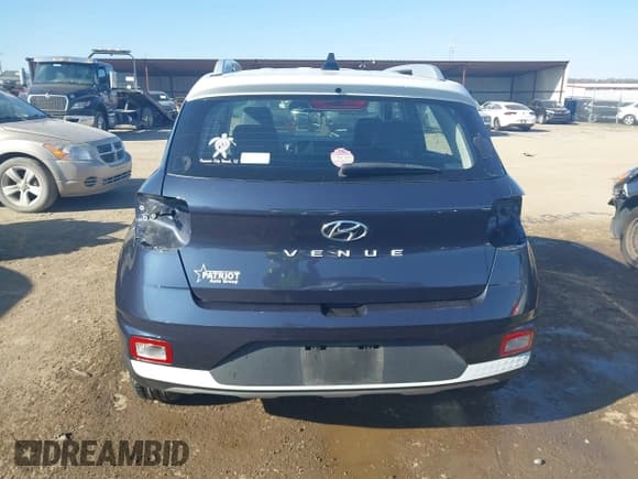 ✅ 2022 Hyundai Venue Limited • VIN: KMHRC8A30NU152541 • Лот: 41363702. Опубликован ранее на IAAI с пробегом 53 137 миль. Бесплатный доступ к архиву аукционных продаж из США и подробный отчёт об истории автомобиля на DreamBid. Изображение 17.