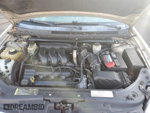 ✅ 2007 Mercury Montego Premier • VIN: 1MEHM42167G614488 • Лот: 83107544. Опубликован ранее на Copart с пробегом Не указан. Бесплатный доступ к архиву аукционных продаж из США и подробный отчёт об истории автомобиля на DreamBid. Изображение 11.