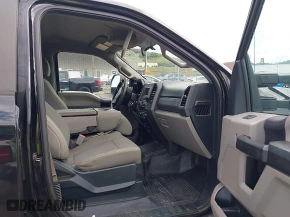 ✅ 2017 Ford F-250 Lariat • VIN: 1FT7W2BT9HEE43424 • Лот: 42582120. Опубликован ранее на IAAI с пробегом 197 497 миль. Бесплатный доступ к архиву аукционных продаж из США и подробный отчёт об истории автомобиля на DreamBid. Изображение 5.