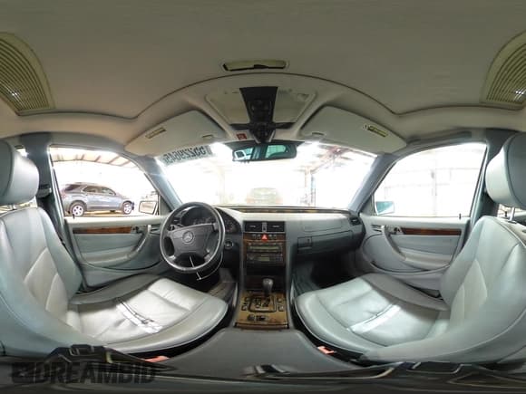 ✅ 2000 Mercedes-Benz C 230/260/280/320 • VIN: WDBHA29G2YA841169 • Lot: 55229645. Listed on Copart with Not provided. Free auction sales archive from the USA and detailed vehicle history report at DreamBid. Image 14.