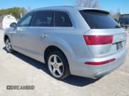 ✅ 2017 Audi Q7 • VIN: WA1LHBF78HD045613 • Lot: 41825935. Wystawiony na IAAI z przebiegiem 115 100 mil. Bezpłatny archiwum sprzedaży aukcyjnych z USA i szczegółowy raport historii pojazdu na DreamBid. Zdjęcie 3.