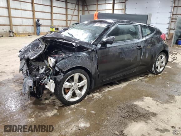 ✅ 2013 Hyundai Veloster w/Black Int • VIN: KMHTC6AD8DU108773 • Lot: 88479955. Listed on Copart with 48,011 mi. Free auction sales archive from the USA and detailed vehicle history report at DreamBid. Image 1.