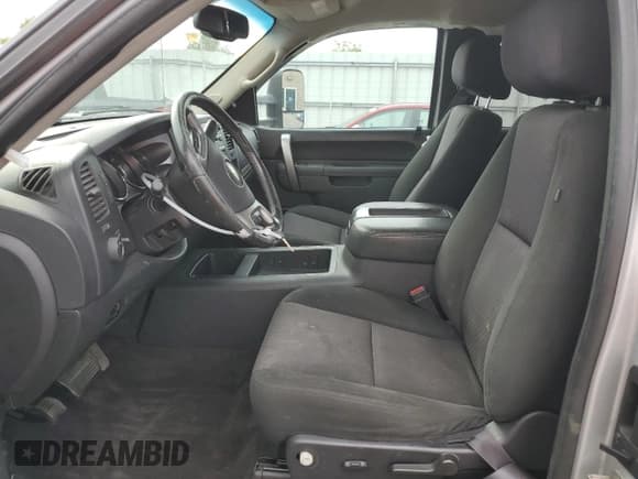 ✅ 2013 Chevrolet Silverado 2500HD • VIN: 1GC2KXEB9DZ321168 • Lot: 68184494. Wystawiony na Copart z przebiegiem 189 080 mil. Bezpłatny archiwum sprzedaży aukcyjnych z USA i szczegółowy raport historii pojazdu na DreamBid. Zdjęcie 7.