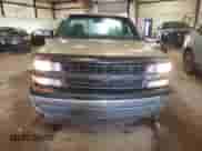2002 Chevrolet Silverado 1500 z VIN 1GCEC14V02Z272202, wystawiony jako Copart lot #71356385 z przebiegiem 115 544 mil mil oraz Czysty tytuł • Clean title. Historia ofert i sprzedaży dostępna na DreamBid. Obrazek 5.