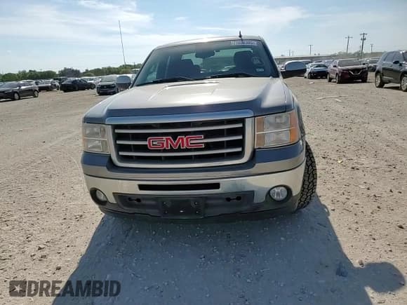 ✅ 2013 GMC Sierra 1500 SLE • VIN: 1GTR1VE07DZ300498 • Lot: 71650305. Wystawiony na Copart z przebiegiem 80 278 mil. Bezpłatny archiwum sprzedaży aukcyjnych z USA i szczegółowy raport historii pojazdu na DreamBid. Zdjęcie 13.