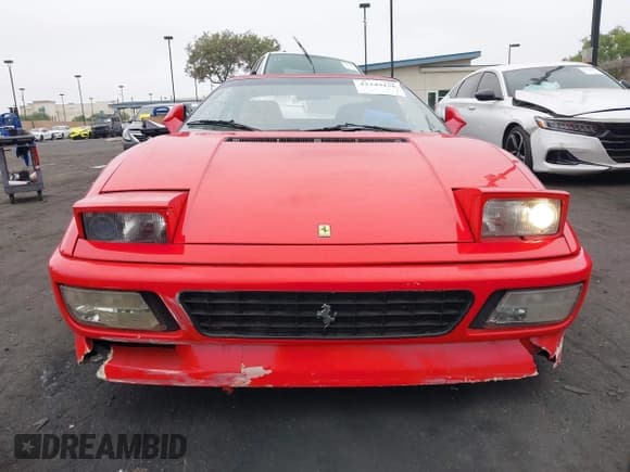 ✅ 1992 Ferrari 348 • VIN: ZFFKA36T0L0087779 • Lot: 42349156. Wystawiony na IAAI z przebiegiem 48 997 mil. Bezpłatny archiwum sprzedaży aukcyjnych z USA i szczegółowy raport historii pojazdu na DreamBid. Zdjęcie 13.
