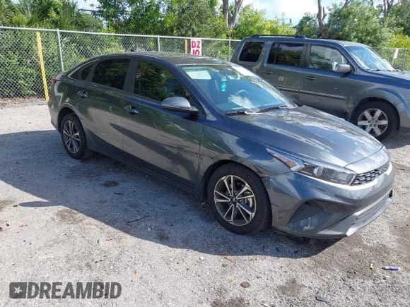 ✅ 2024 Kia Forte LXS • VIN: 3KPF24AD1RE816913 • Лот: 43531844. Опубликован ранее на IAAI с пробегом 15 156 миль. Бесплатный доступ к архиву аукционных продаж из США и подробный отчёт об истории автомобиля на DreamBid. Изображение 1.