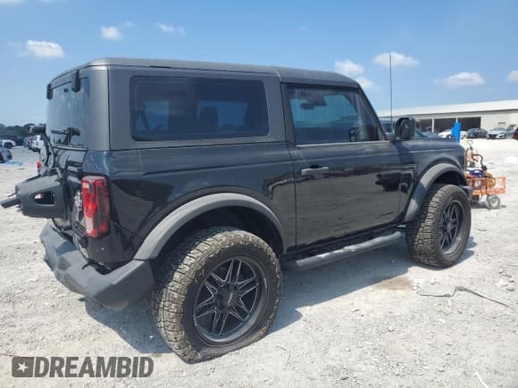 ✅ 2021 Ford Bronco • VIN: 1FMDE5AH3MLA77594 • Лот: 69126915. Опубликован ранее на Copart с пробегом 10 380 миль. Бесплатный доступ к архиву аукционных продаж из США и подробный отчёт об истории автомобиля на DreamBid. Изображение 3.