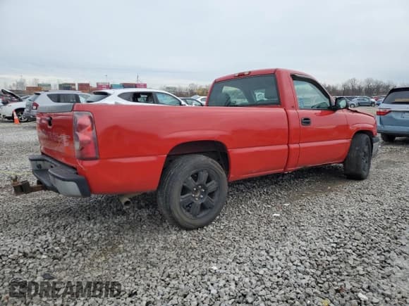 ✅ 2003 Chevrolet Silverado 1500 Work Truck • VIN: 1GCEC14X43Z271847 • Лот: 82142724. Опубликован ранее на Copart с пробегом Не указан. Бесплатный доступ к архиву аукционных продаж из США и подробный отчёт об истории автомобиля на DreamBid. Изображение 3.