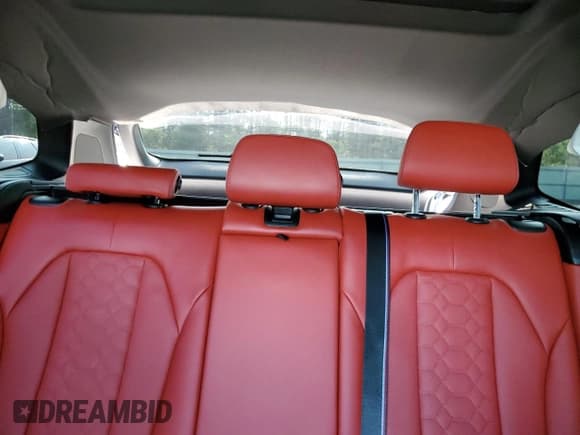 ✅ 2024 BMW X3 M • VIN: 5YM13EC09R9V86167 • Lot: 60291545. Wystawiony na Copart z przebiegiem 13 165 mil. Bezpłatny archiwum sprzedaży aukcyjnych z USA i szczegółowy raport historii pojazdu na DreamBid. Zdjęcie 10.