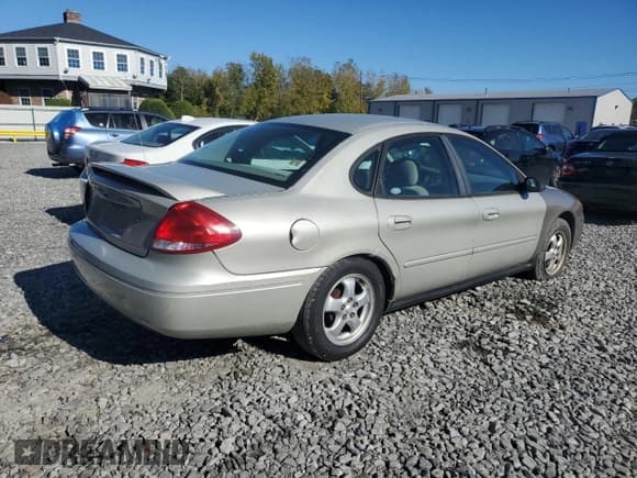 ✅ 2004 Ford Taurus SES • VIN: 1FAFP55264A168745 • Лот: 84552685. Опубликован ранее на Copart с пробегом 79 522 миль. Бесплатный доступ к архиву аукционных продаж из США и подробный отчёт об истории автомобиля на DreamBid. Изображение 3.