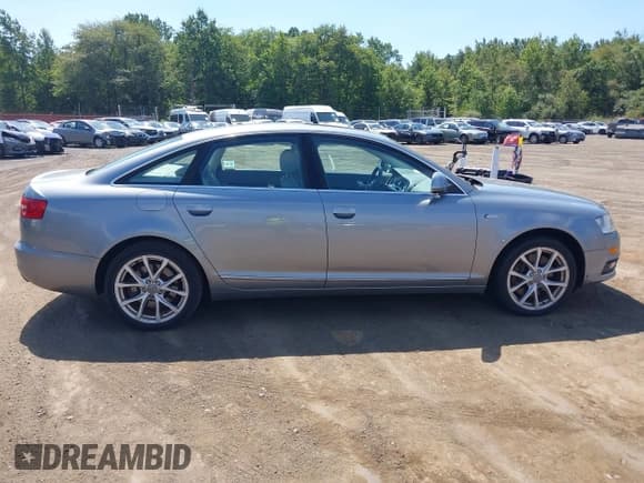 ✅ 2010 Audi A6 Premium Plus • VIN: WAUFGAFB9AN012802 • Лот: 43054174. Опубликован ранее на IAAI с пробегом 155 970 миль. Бесплатный доступ к архиву аукционных продаж из США и подробный отчёт об истории автомобиля на DreamBid. Изображение 13.