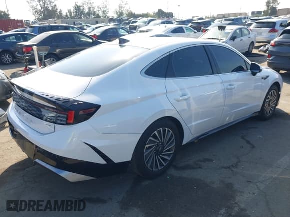 ✅ 2024 Hyundai Sonata SEL • VIN: KMHL34JJ5RA093765 • Лот: 43321022. Опубликован ранее на IAAI с пробегом 30 049 миль. Бесплатный доступ к архиву аукционных продаж из США и подробный отчёт об истории автомобиля на DreamBid. Изображение 4.