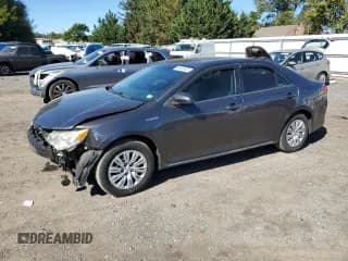 ✅ 2013 Toyota Camry LE • VIN: 4T1BD1FK4DU077881 • Lot: 86800625. Listed on Copart with 181,318 mi. Free auction sales archive from the USA and detailed vehicle history report at DreamBid. Image 1.