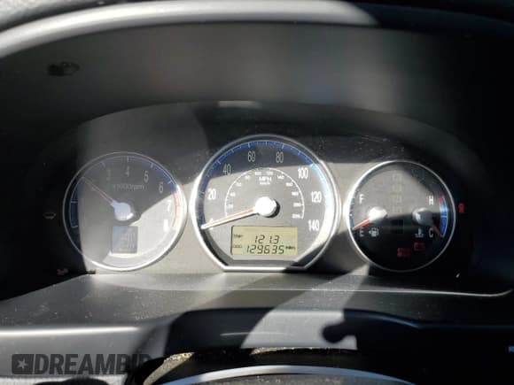 ✅ 2008 Hyundai Santa Fe SE • VIN: 5NMSH73E38H179938 • Lot: 82483005. Listed on Copart with 129,635 mi. Free auction sales archive from the USA and detailed vehicle history report at DreamBid. Image 9.