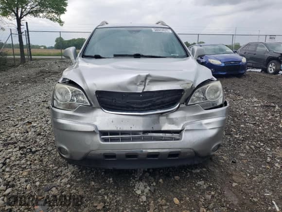 ✅ 2012 Chevrolet Captiva Sport LTZ • VIN: 3GNFL4E59CS634733 • Lot: 56943625. Wystawiony na Copart z przebiegiem 200 616 mil. Bezpłatny archiwum sprzedaży aukcyjnych z USA i szczegółowy raport historii pojazdu na DreamBid. Zdjęcie 5.