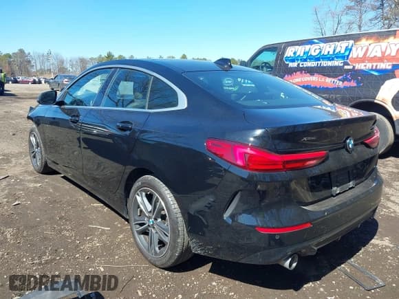 ✅ 2024 BMW 2 Series 228i xDrive • VIN: WBA73AK06R7N73754 • Lot: 41893971. Wystawiony na IAAI z przebiegiem 9 659 mil. Bezpłatny archiwum sprzedaży aukcyjnych z USA i szczegółowy raport historii pojazdu na DreamBid. Zdjęcie 3.