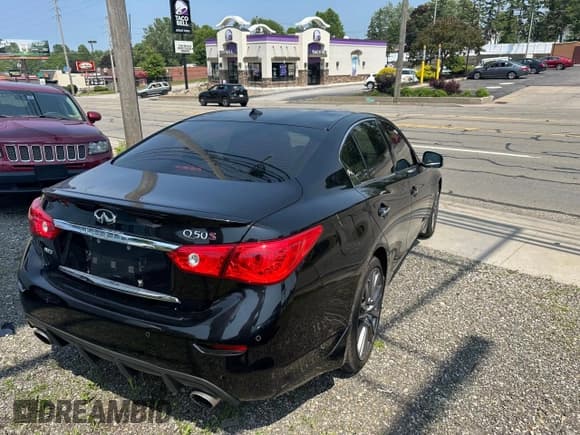 ✅ 2017 Infiniti Q50 Red Sport 400 • VIN: JN1FV7ARXHM870864 • Лот: 60896265. Опубликован ранее на Copart с пробегом 59 899 миль. Бесплатный доступ к архиву аукционных продаж из США и подробный отчёт об истории автомобиля на DreamBid. Изображение 4.