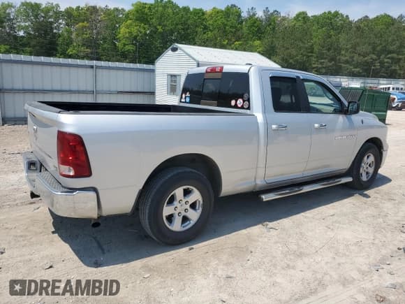 ✅ 2011 Ram 1500 SLT • VIN: 1D7RB1GP4BS637366 • Lot: 55317395. Wystawiony na Copart z przebiegiem 107 366 mil. Bezpłatny archiwum sprzedaży aukcyjnych z USA i szczegółowy raport historii pojazdu na DreamBid. Zdjęcie 3.