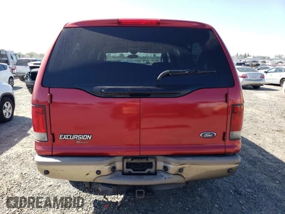 ✅ 2003 Ford Excursion Eddie Bauer • VIN: 1FMSU45PX3EB66734 • Лот: 53580025. Опубликован ранее на Copart с пробегом 302 551 миль. Бесплатный доступ к архиву аукционных продаж из США и подробный отчёт об истории автомобиля на DreamBid. Изображение 6.