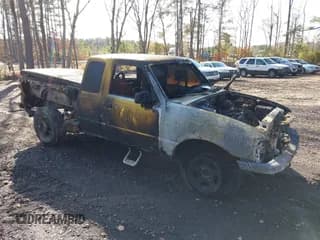 ✅ 2001 Ford Ranger XL Fleet • VIN: 1FTZR15E11PA26848 • Lot: 43817665. Listed on IAAI with Not provided. Free auction sales archive from the USA and detailed vehicle history report at DreamBid. Image 1.