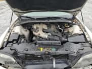 ✅ 2005 Lincoln LS Luxury • VIN: 1LNHM86S95Y610689 • Lot: 90462445. Wystawiony na Copart z przebiegiem 235 335 mil. Bezpłatny archiwum sprzedaży aukcyjnych z USA i szczegółowy raport historii pojazdu na DreamBid. Zdjęcie 11.