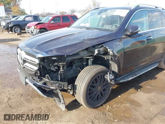 ✅ 2020 Mercedes-Benz GLE 350 • VIN: 4JGFB4KB3LA009697 • Lot: 43610450. Listed on IAAI with 82,430 mi. Free auction sales archive from the USA and detailed vehicle history report at DreamBid. Image 6.