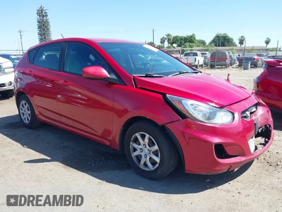 ✅ 2013 Hyundai Accent GS • VIN: KMHCT5AEXDU087329 • Лот: 42305605. Опубликован ранее на IAAI с пробегом 64 617 миль. Бесплатный доступ к архиву аукционных продаж из США и подробный отчёт об истории автомобиля на DreamBid. Изображение 13.