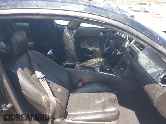 ✅ 2010 Ford Mustang GT • VIN: 1ZVBP8CH0A5145710 • Lot: 42118538. Listed on IAAI with 152,264 mi. Free auction sales archive from the USA and detailed vehicle history report at DreamBid. Image 5.