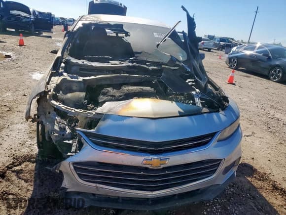 ✅ 2018 Chevrolet Malibu LT • VIN: 1G1ZD5ST4JF264717 • Lot: 90628385. Listed on Copart with Not provided. Free auction sales archive from the USA and detailed vehicle history report at DreamBid. Image 5.