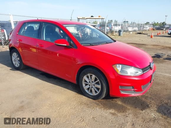 ✅ 2015 Volkswagen Golf TSI S • VIN: 3VW217AU8FM018829 • Лот: 42292740. Опубликован ранее на IAAI с пробегом 134 751 миль. Бесплатный доступ к архиву аукционных продаж из США и подробный отчёт об истории автомобиля на DreamBid. Изображение 1.