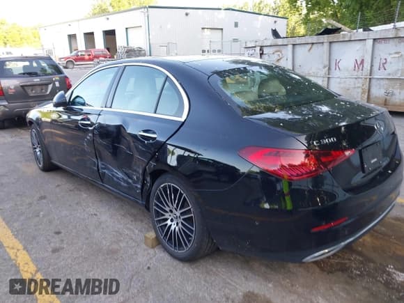 ✅ 2024 Mercedes-Benz C 300 • VIN: W1KAF4HB9RR157525 • Лот: 42578928. Опубликован ранее на IAAI с пробегом 7 139 миль. Бесплатный доступ к архиву аукционных продаж из США и подробный отчёт об истории автомобиля на DreamBid. Изображение 3.