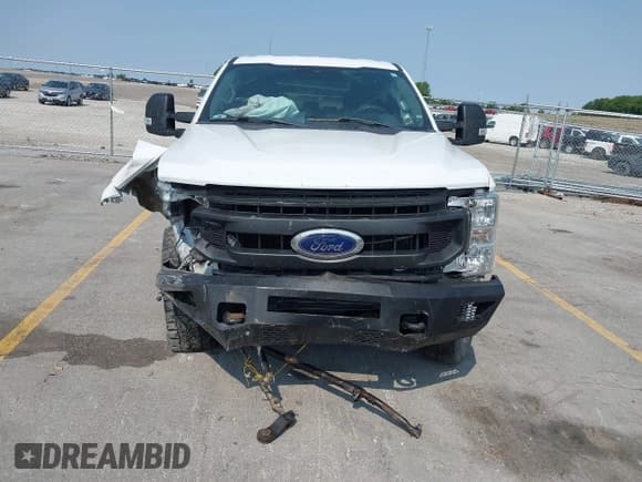 ✅ 2020 Ford F-250 XL • VIN: 1FT7W2BTXLED61937 • Лот: 42377818. Опубликован ранее на IAAI с пробегом Не указан. Бесплатный доступ к архиву аукционных продаж из США и подробный отчёт об истории автомобиля на DreamBid. Изображение 13.