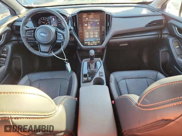 ✅ 2024 Subaru Crosstrek Limited • VIN: 4S4GUHL61R3750760 • Lot: 90733745. Wystawiony na Copart z przebiegiem 14 517 mil. Bezpłatny archiwum sprzedaży aukcyjnych z USA i szczegółowy raport historii pojazdu na DreamBid. Zdjęcie 8.