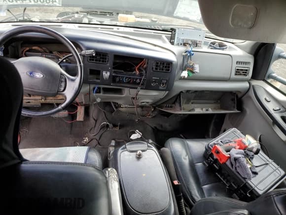 ✅ 2003 Ford F-350 XL • VIN: 1FTSX31F43EA79169 • Lot: 48807445. Listed on Copart with Not provided. Free auction sales archive from the USA and detailed vehicle history report at DreamBid. Image 8.